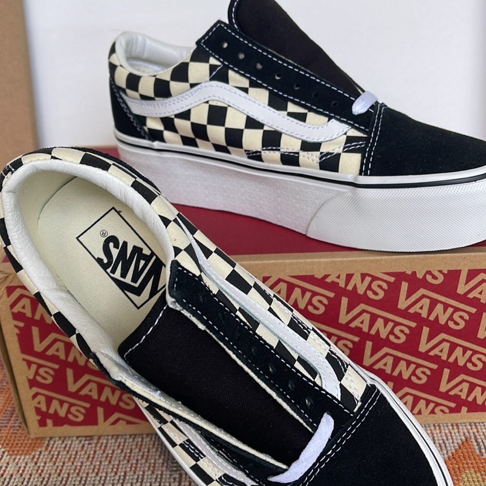 Vans Men’s Old Skool Stacked
Checkerboard Black/Classic
VN0A7Q5MTYQ
Platforms - Picture 5 of 16